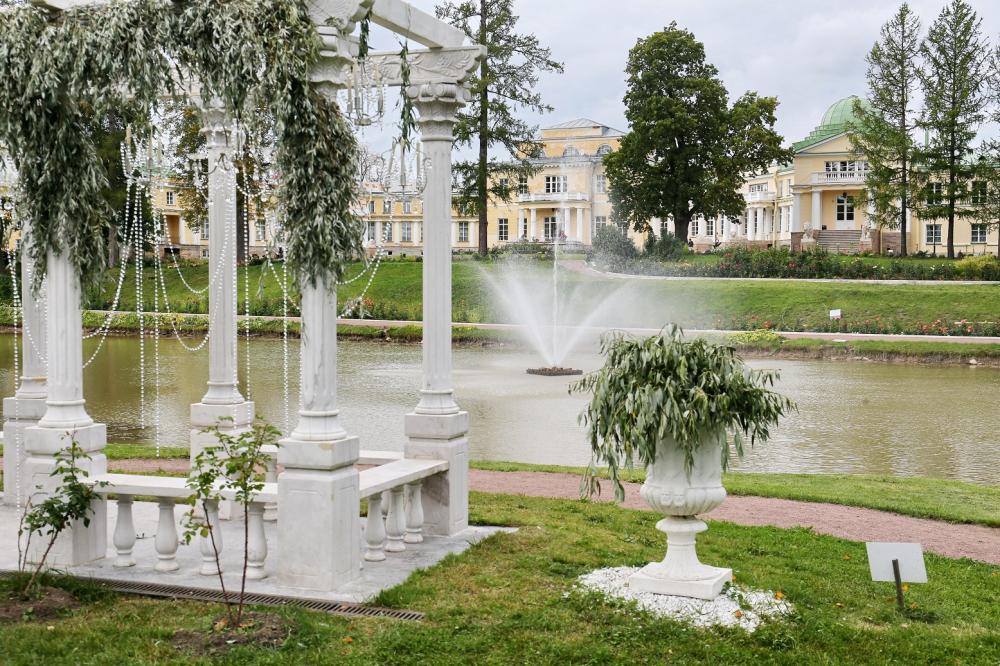 Усадьба Марьино (фасад дворца)